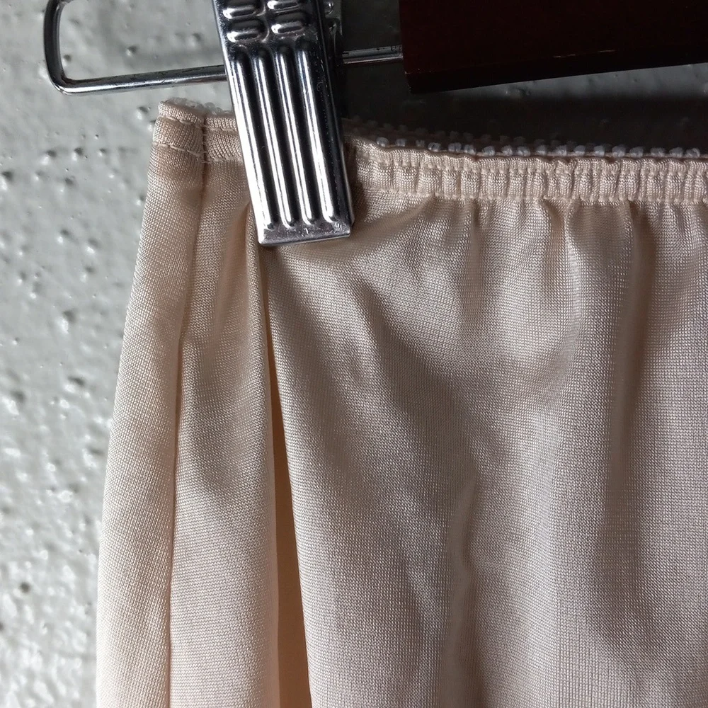 Warners Perfect Image XL Half Slip in Beige Lingerie - Picture 3 of 5